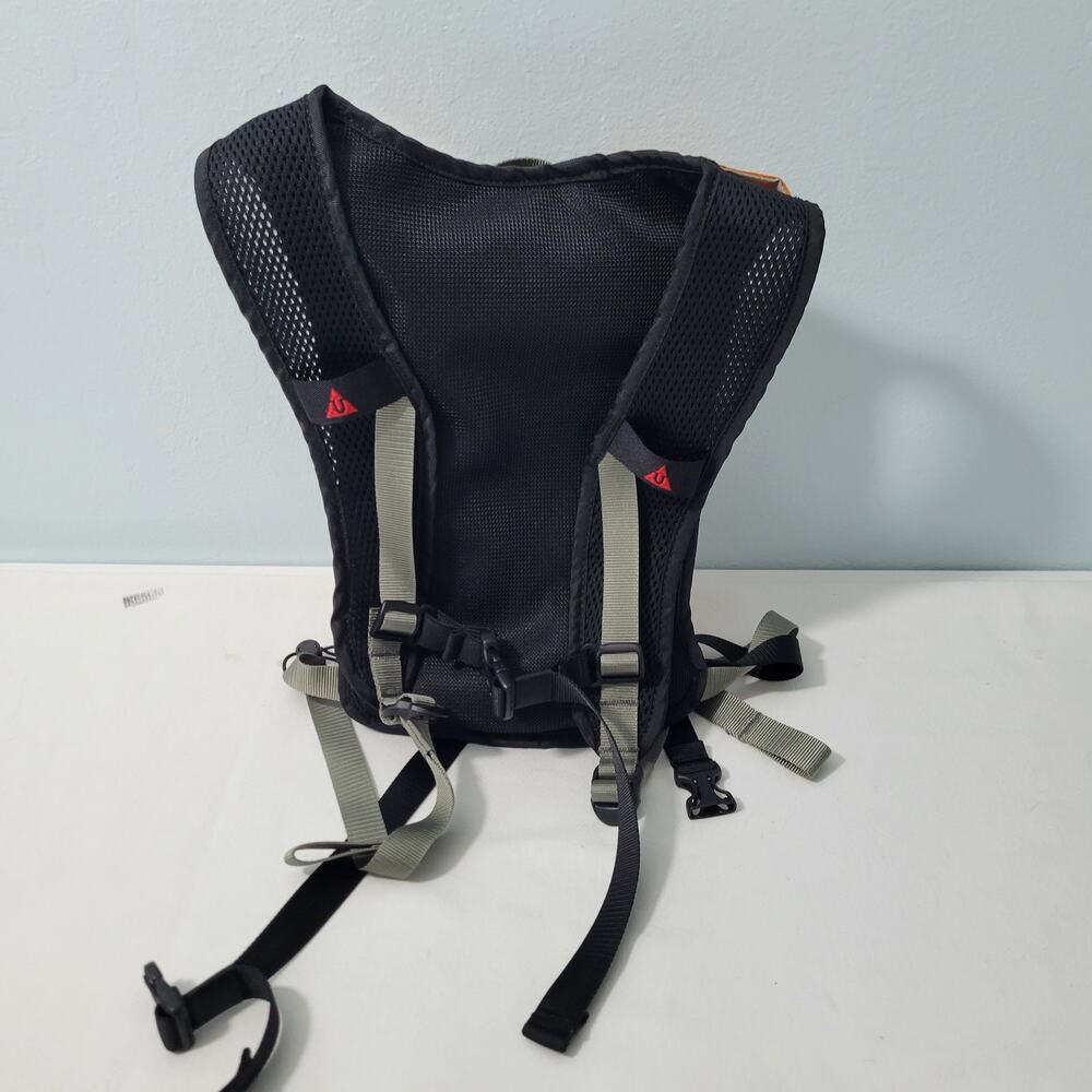 Ultimate Hydration Pack With Bladder For Running, Hiking & Camping 11922-1M7 - Picture 4 of 5